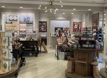 virginia/virginia-beach/shop/mad-hatter-studio