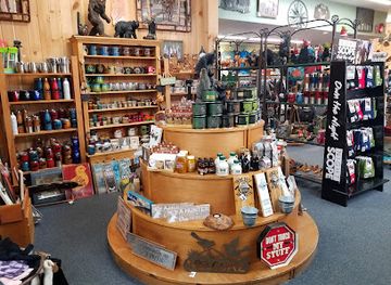 new-hampshire/great-north-woods/shop/the-bear-s-den