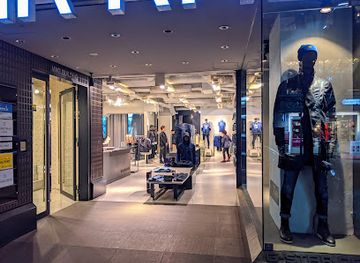 japan/tokyo/ginza/shop/g-star-raw-store