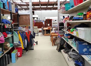 netherlands/hoeksche-waard/shop/woord-en-daad-kringloopwinkel-hoeksche-waard