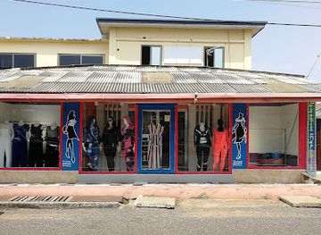 ghana/accra/shop/lookshe-boutique