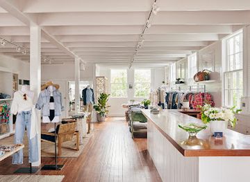 massachusetts/nantucket/shop/dawn