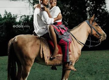 cabo-verde/praia-de-santa-monica/shop/sucupira-frente-de-tribunal