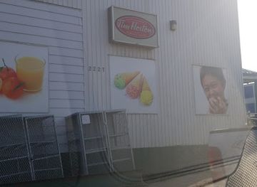 canada/iqaluit/shop/tim-hortons