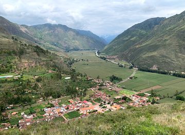 peru/inca-trail/shop/ccaccaccollo-women-s-weaving-cooperative