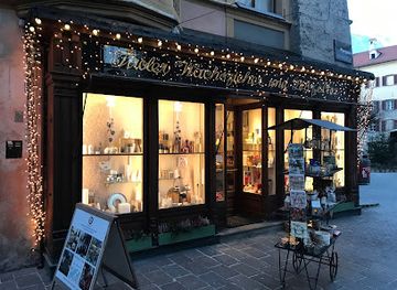 austria/karwendel/shop/carl-alois-walde-gmbh-co-kg-kerzenfachgeschaft-tiroler-wachszieher-und-lebzelter