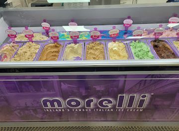 ireland/giant-s-causeway/shop/mcconaghys-bushmills