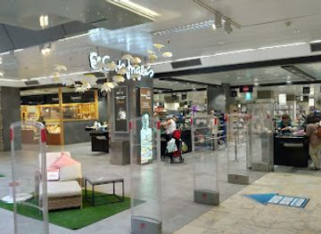 spain/oviedo/shop/el-corte-ingles-salesas