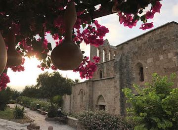 cyprus/kyrenia/bellapais/shop/bellapais-gift-shop