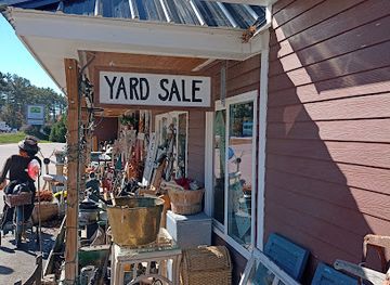 new-hampshire/coos-county/shop/vintage-market-in-the-mountains