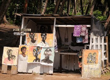 sao-tome-and-principe/pico-cao-grande/shop/loja-do-cleyton