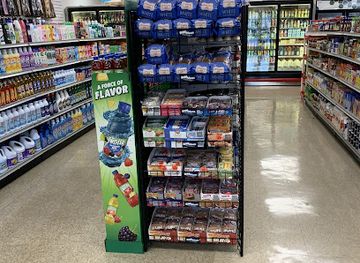 delaware/bombay-hook-national-wildlife-refuge/shop/one-stop-tobacco-outlet-and-market