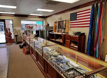 alabama/piedmont/shop/dugger-mountain-fudge-and-firearms