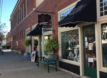 indiana/versailles-state-park/shop/sugar-maples-antiques-gifts