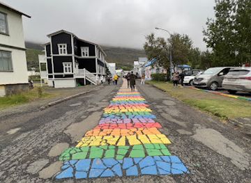 iceland/seydisfjordur/shop/vinbuoin