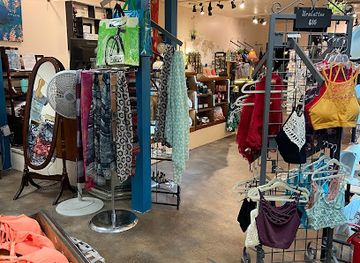 utah/canyonlands-national-park/shop/wanderlust-moab