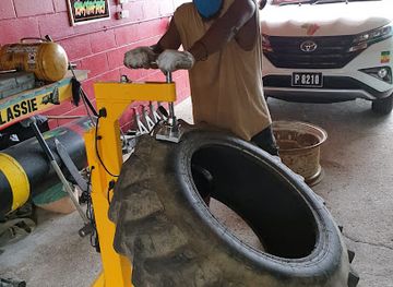 saint-kitts-and-nevis/sandy-point-town/shop/oxheel-tyre-repair-shop
