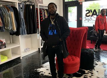 ohio/dayton/shop/vidia-s-closet