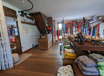 mauritius/le-morne/shop/wapalapam-shop