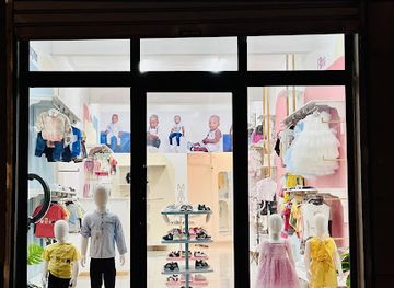 gabon/pongara-national-park/shop/ls-d-shop