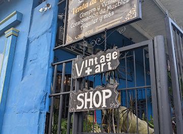 panama/panama-canal-zone/shop/el-garage