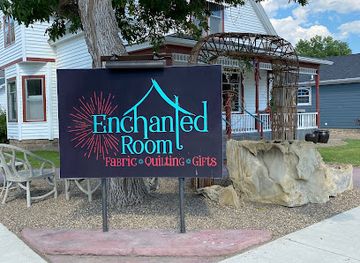 montana/southeastern-montana/shop/enchanted-room
