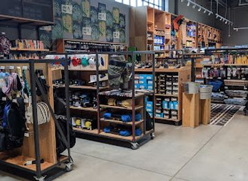 maine/maine-lakes-and-mountains/shop/rei