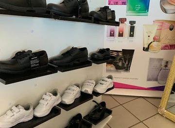 eswatini/hhohho/shop/khusiwi-boutique