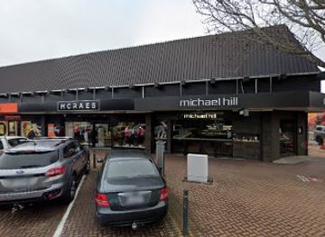 new-zealand/blenheim/shop/mcraes-fashions