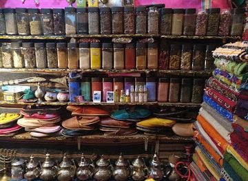 morocco/chefchaouen-region/shop/la-vida-colorada