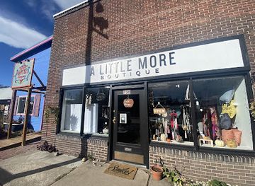 colorado/great-sand-dunes-national-park/shop/a-little-more-boutique