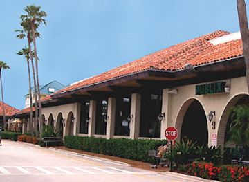 florida/jupiter/shop/bluffs-square-shoppes