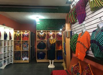 guatemala/lake-atitlan/shop/evie-s-atitlan-shop