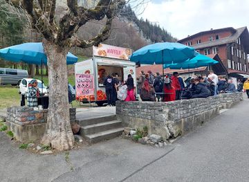 switzerland/wengen/shop/donuts-waffeln