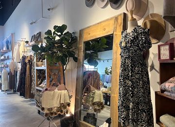 michigan/west-michigan/shop/lennon-willow-boutique-grand-rapids