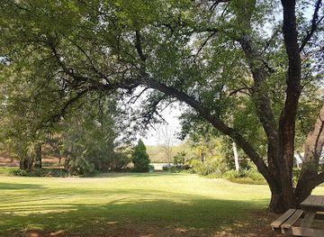 zimbabwe/great-zimbabwe-national-monument/shop/raintree-venue