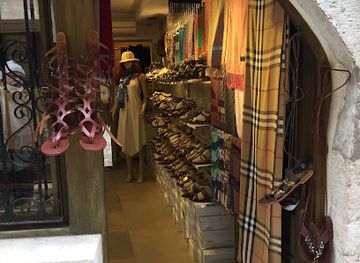 montenegro/kotor/shop/halikarnassos-handmade-sandals