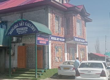 india/gulmarg/shop/new-mughal-art-gallery