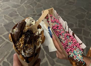 malta/marsalforn/shop/sweet-side