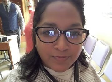 puerto-rico/fajardo/shop/dolly-s-dreams-closet