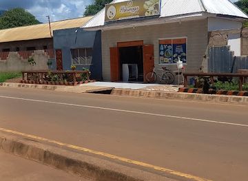 tanzania/tarangire-national-park/shop/hakunaga-bakery-shop-and-decoration