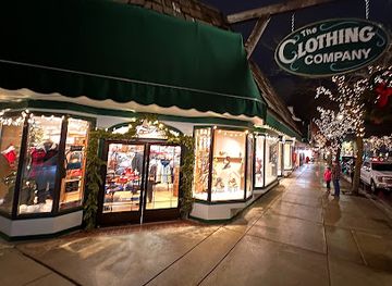 michigan/charlevoix/shop/the-clothing-company