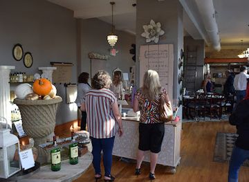 illinois/illinois-beach-state-park/shop/authentique