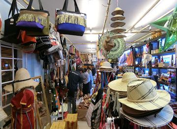 myanmar-burma/hpa-an/shop/crown-hpa-an-souvenir-gift-shop