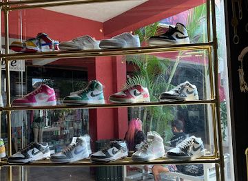 aruba/palm-beach/shop/designer-districts