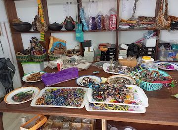 ghana/ada-foah/shop/nikeni-gift-shop