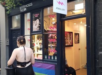 united-kingdom/london/soho/shop/canvas-collection