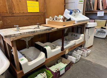 iowa/southeast-iowa/shop/the-salvage-barn