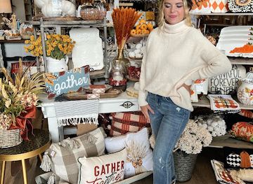 kentucky/louisville/shop/two-chicks-company-boutique