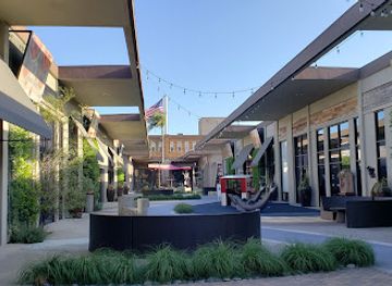 california/huntington-beach/bolsa-chica-state-beach/shop/huntington-harbour-mall